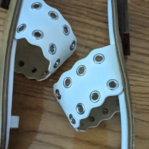 Womens Michael Kors Patty Flat Toe Ring Slip On Sandals, Optic White 8 - Picture 5 of 11